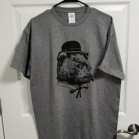 Grey Classy Bear Graphic Tee Shirt NWOT Unisex - Picture 2 of 5